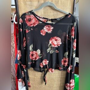 🔥5 pieces for $20 Black Floral Mesh Women's Top